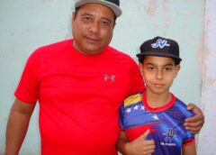 El niño Luciano La Placa gran talento del béisbol