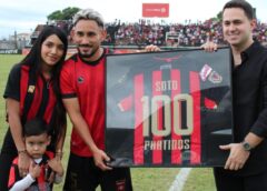 Homenajeado José Soto tras llegar a cien encuentros disputados con el Portuguesa FC 