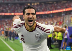 España pasa a cuartos al derrotar 1-0 a Portugal